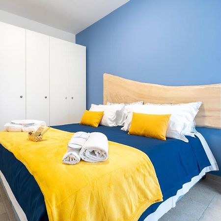 Mediterranea Apartment- Central Station - Free Wifi&Netflix Bari Exterior foto