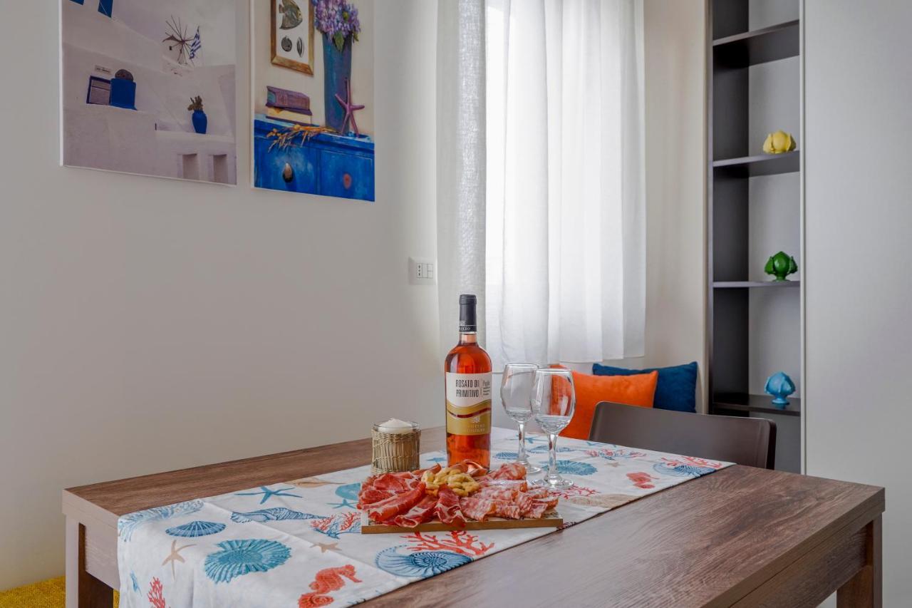 Mediterranea Apartment- Central Station - Free Wifi&Netflix Bari Exterior foto