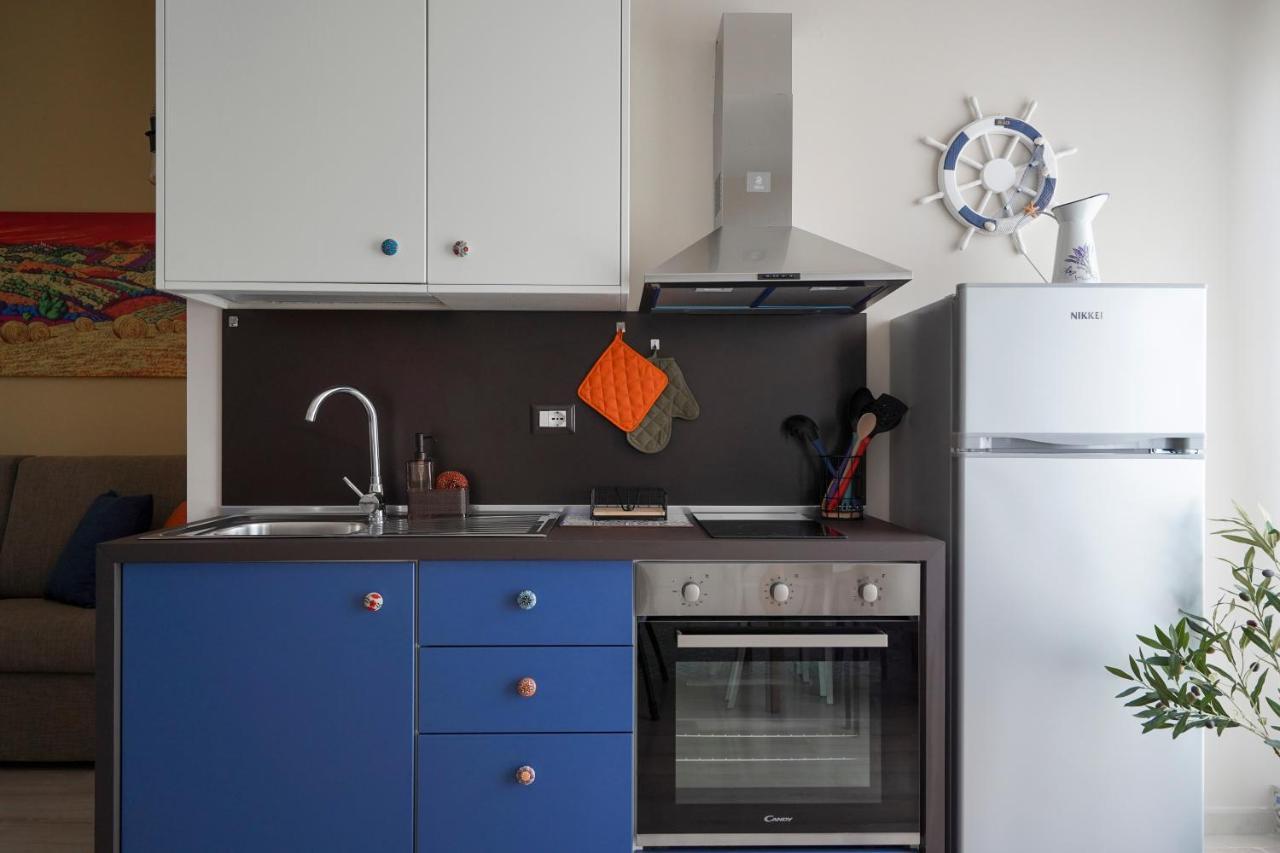 Mediterranea Apartment- Central Station - Free Wifi&Netflix Bari Exterior foto