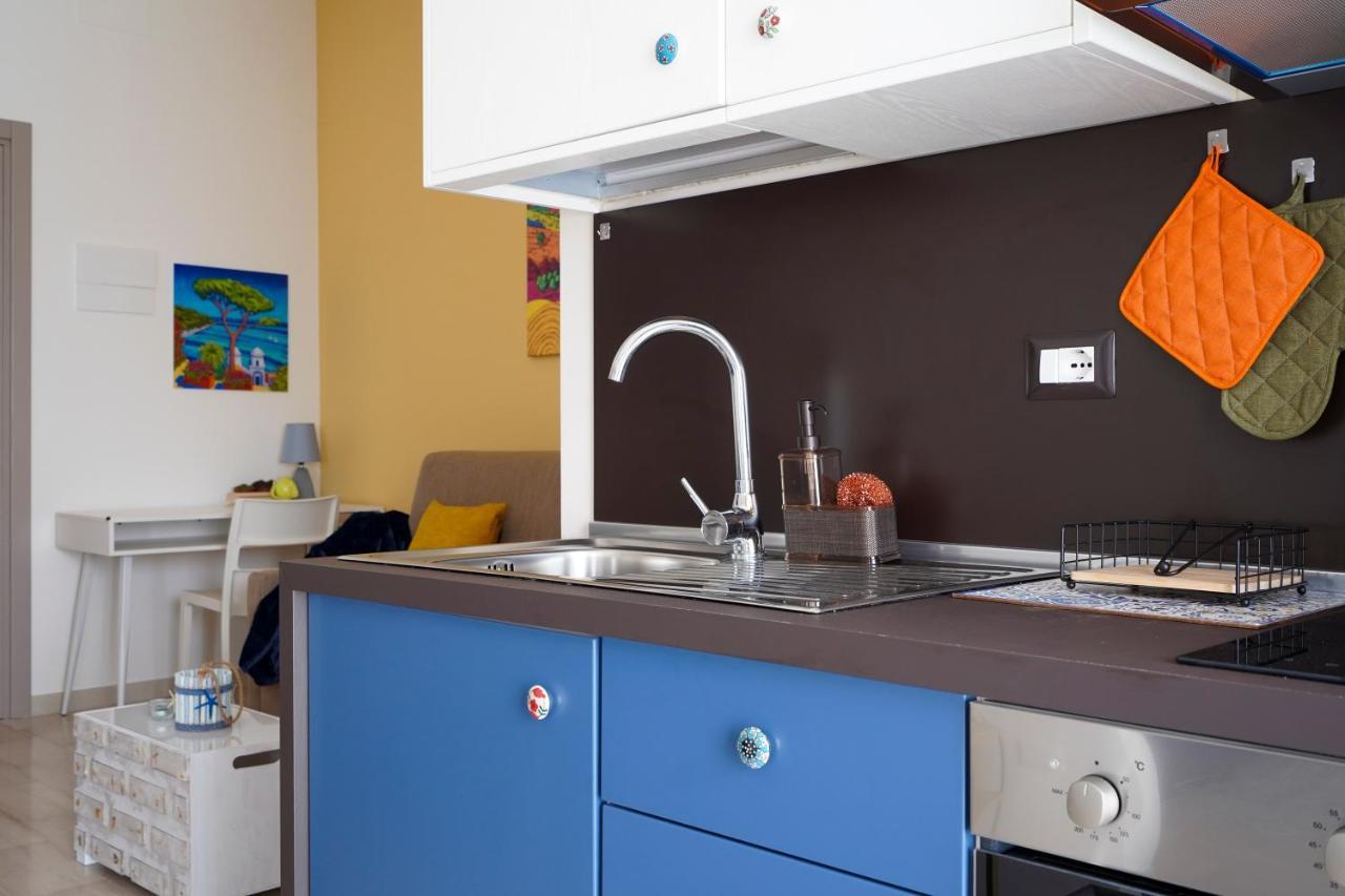 Mediterranea Apartment- Central Station - Free Wifi&Netflix Bari Exterior foto