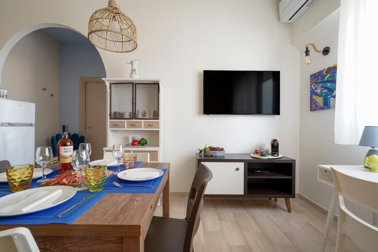 Mediterranea Apartment- Central Station - Free Wifi&Netflix Bari Exterior foto