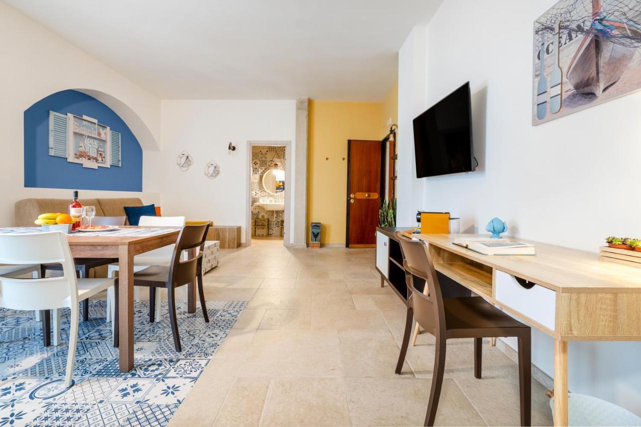 Mediterranea Apartment- Central Station - Free Wifi&Netflix Bari Exterior foto